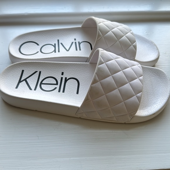 Calvin Klein Women's White Slide Sandals - Picture 2 of 4